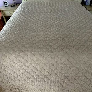 Pottery Barn Belgian Flax Linen Diamond Quilt and 3 Euro Shams.
